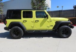2023 Jeep Wrangler Sport S - Thumbnail 10