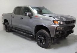 2020 Chevrolet Silverado 1500 LT Trail Boss - Thumbnail 2