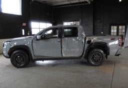 2022 Nissan Frontier PRO-4X - Thumbnail 10