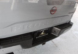 2022 Nissan Frontier - Thumbnail 23