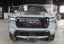 2022 Nissan Frontier PRO-4X - Thumbnail 11
