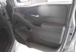 2022 Nissan Frontier PRO-4X - Thumbnail 35