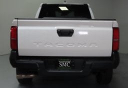 2025 Toyota Tacoma SR - Thumbnail 11