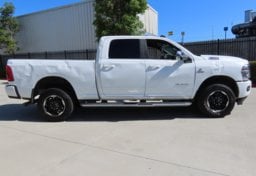 2026 Ram 2500 4x4 Laramie - Thumbnail 5