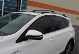 2017 Toyota RAV4 Hybrid. XLE - Thumbnail 16
