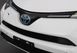 2017 Toyota RAV4 Hybrid. XLE - Thumbnail 20