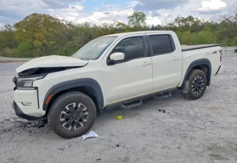 Picture of 2023 Nissan Frontier