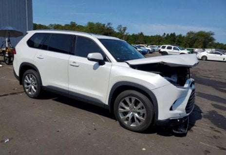 Picture of 2024 Toyota Grand Highlander