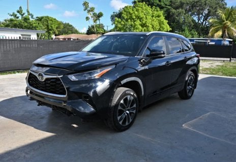 Picture of 2023 Toyota Highlander