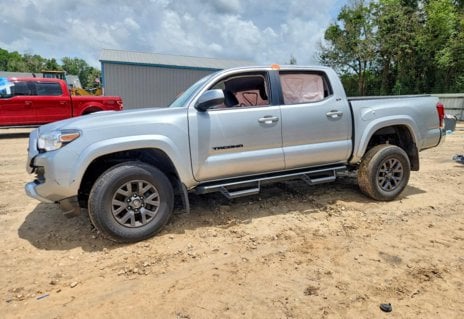 Picture of 2019 Toyota Tacoma