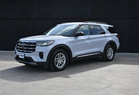 Picture of 2025 Ford Explorer