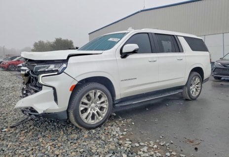 Picture of 2021 Chevrolet Suburban