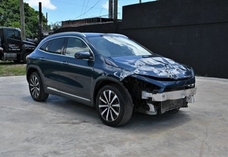 Picture of 2021 Mercedes-Benz GLA