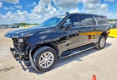 Picture of 2023 Chevrolet Suburban