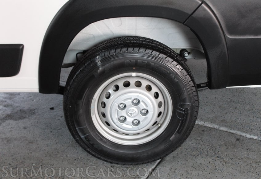 2024 Ram ProMaster SLT 1500 - Image 25