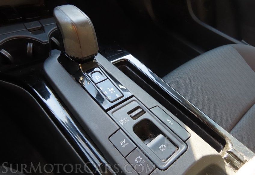 2024 Toyota Prius LE - Image 23