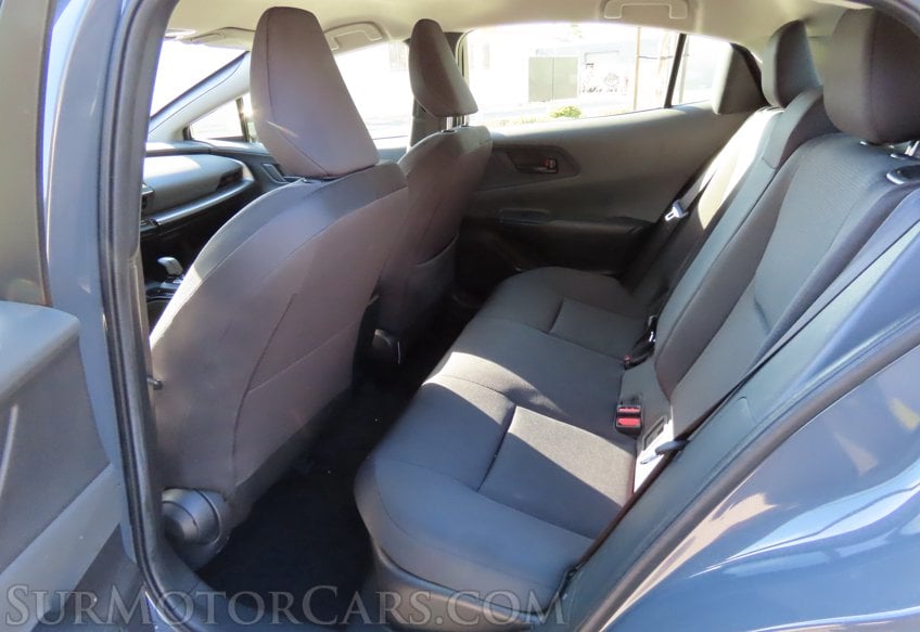 2024 Toyota Prius LE - Image 38