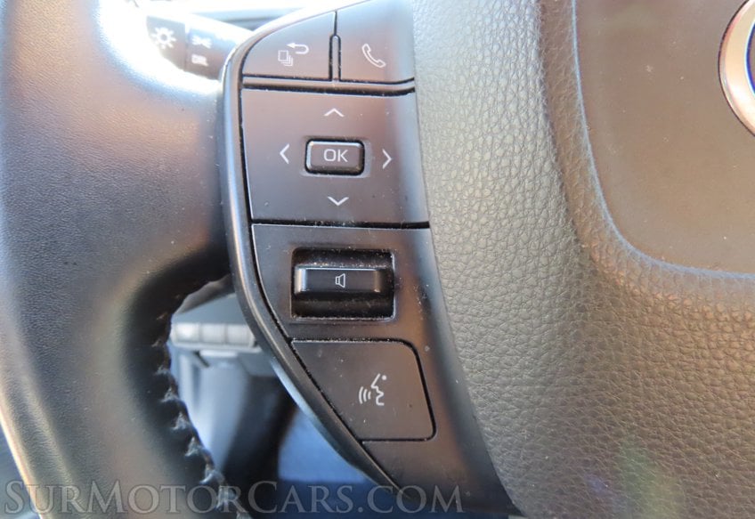 2024 Toyota Prius LE - Image 29