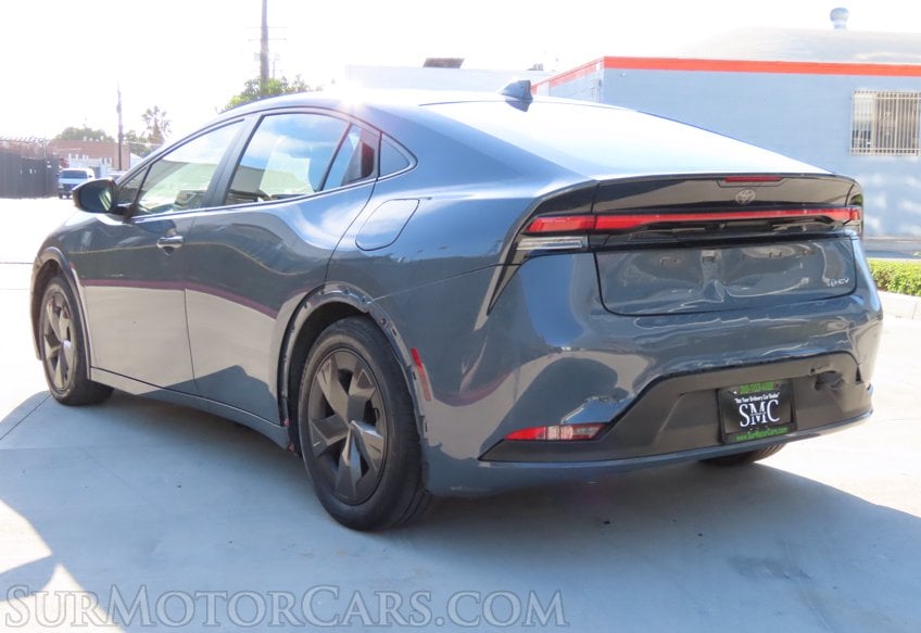 2024 Toyota Prius LE - Image 7