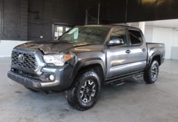 2021 Toyota Tacoma TRD Off-Road - Image 3