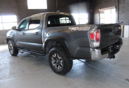2021 Toyota Tacoma TRD Off-Road - Image 8