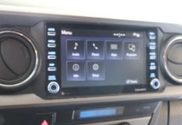 2021 Toyota Tacoma TRD Off-Road - Image 39