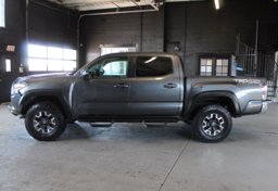 2021 Toyota Tacoma TRD Off-Road - Image 5