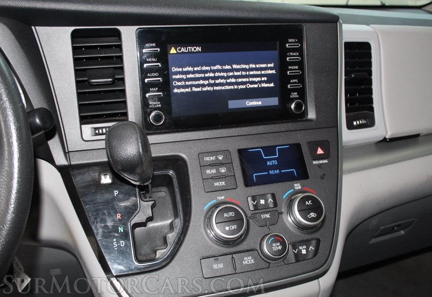 2020 Toyota Sienna - Image 39