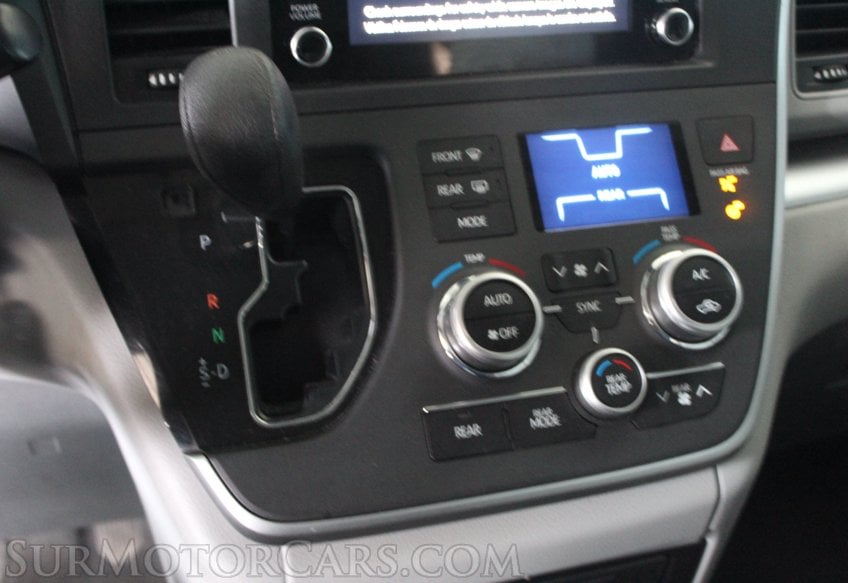 2020 Toyota Sienna - Image 43