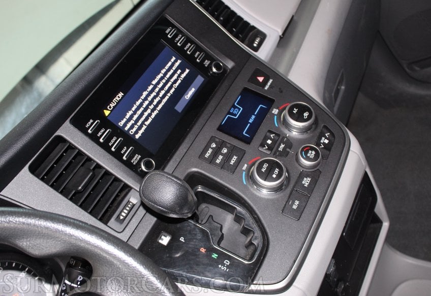 2020 Toyota Sienna - Image 40
