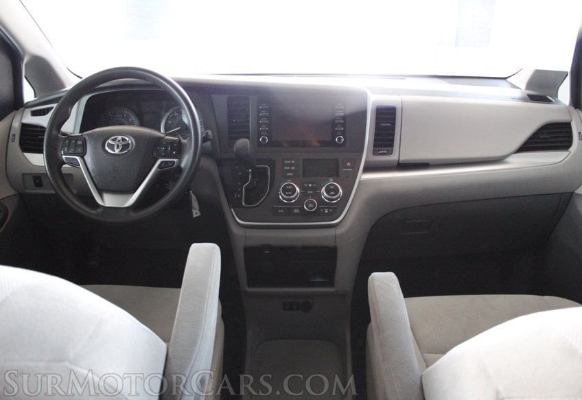 2020 Toyota Sienna - Image 46