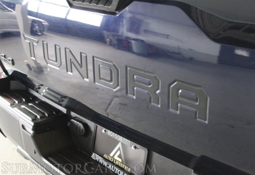 2022 Toyota Tundra 4x4 SR5 - Image 21