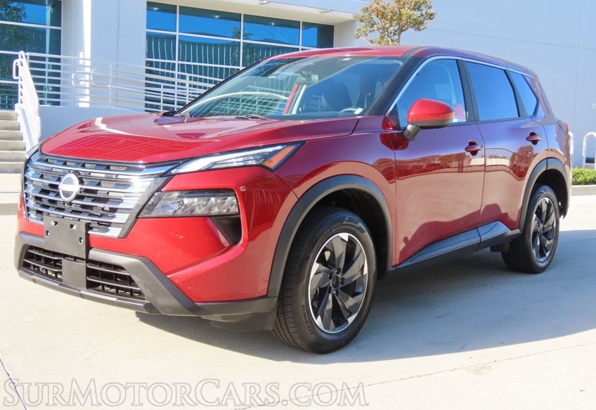 2024 Nissan Rogue SV - Image 4