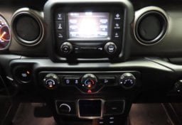 2018 Jeep Wrangler Sport - Image 18