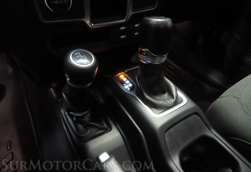 2018 Jeep Wrangler Sport - Image 16