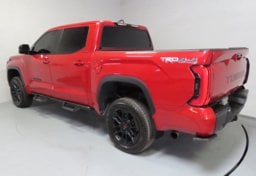 2025 Toyota Tundra Limited - Image 10