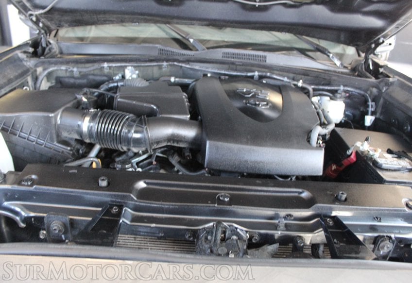 2023 Toyota Tacoma TRD Sport - Image 25