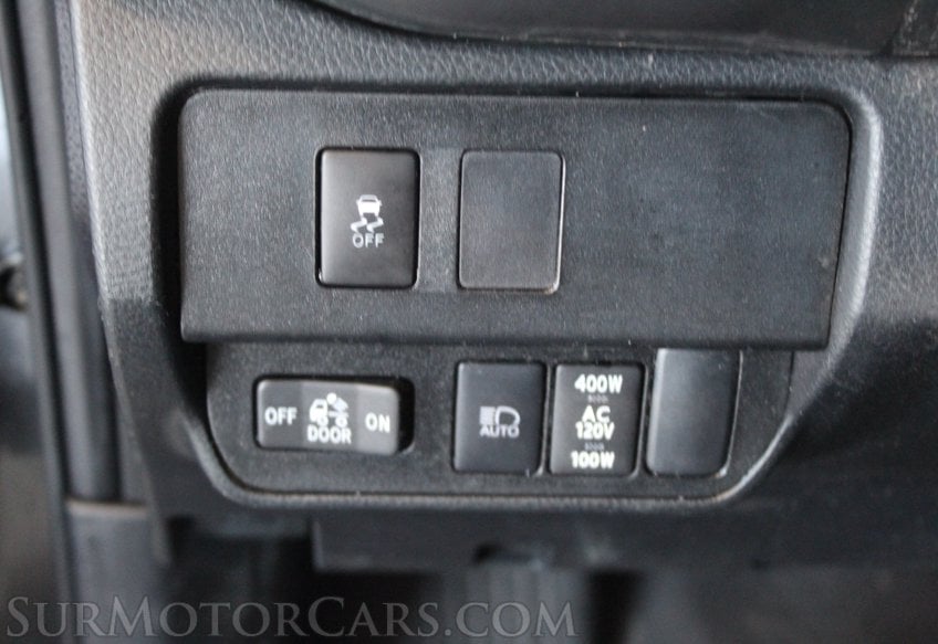 2023 Toyota Tacoma TRD Sport - Image 29