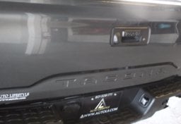 2023 Toyota Tacoma TRD Sport - Image 21