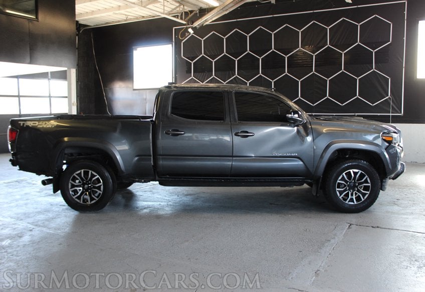 2023 Toyota Tacoma TRD Sport - Image 10