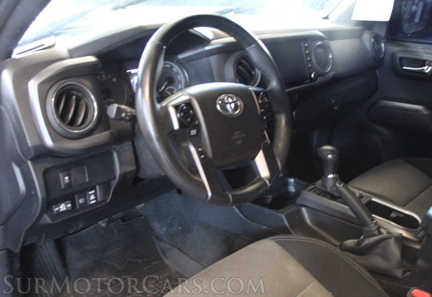 2023 Toyota Tacoma TRD Sport - Image 40
