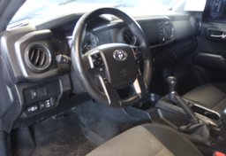 2023 Toyota Tacoma TRD Sport - Image 40