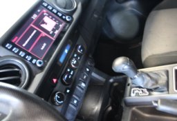 2023 Toyota Tacoma TRD Sport - Image 38