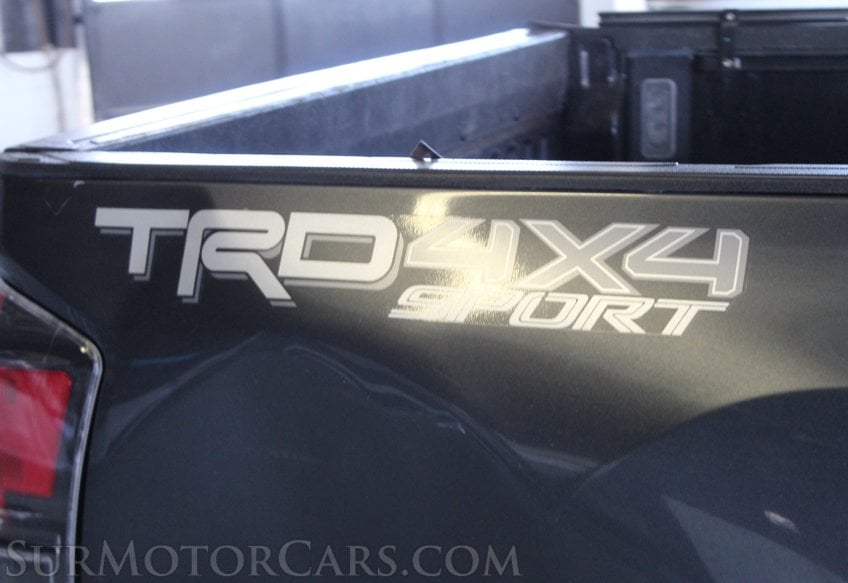 2023 Toyota Tacoma TRD Sport - Image 18