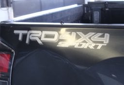 2023 Toyota Tacoma TRD Sport - Image 18