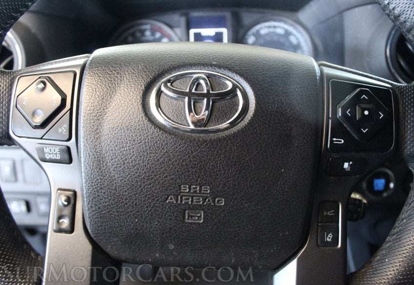 2023 Toyota Tacoma TRD Sport - Image 33