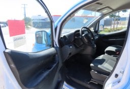 2021 Nissan NV200 SV - Image 32