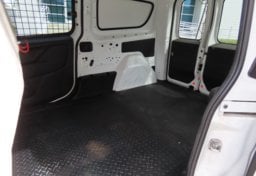 2020 Ram ProMaster City SLT - Image 31