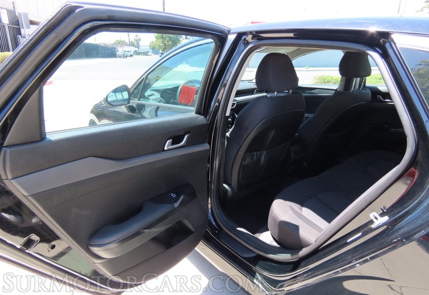 2023 Kia K5 LXS - Image 42