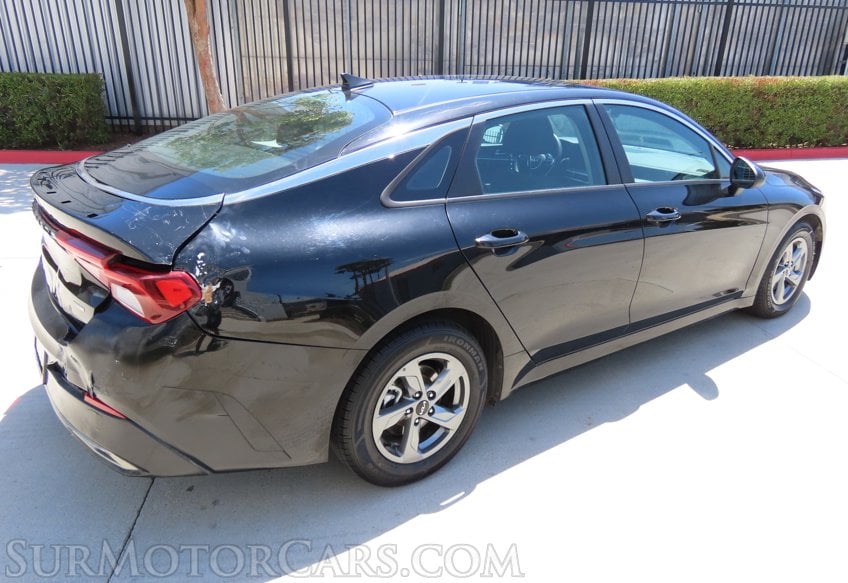 2023 Kia K5 LXS - Image 9